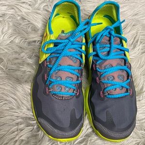 Under armour 4d foam sneakers